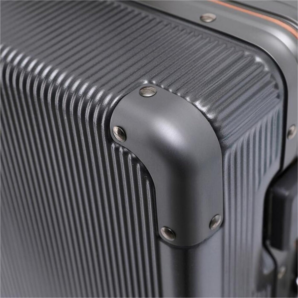 VALCLA Aluminum Frame Suitcase 28" Aluminum Frame PC Hardshell Suitcase with Spinner Wheels Case Mute Universal Wheel Wide Trolley Case Business Suitcase Pure PC Material Luggage Travel Suitcase (Color : Silver, Size : 28inch)