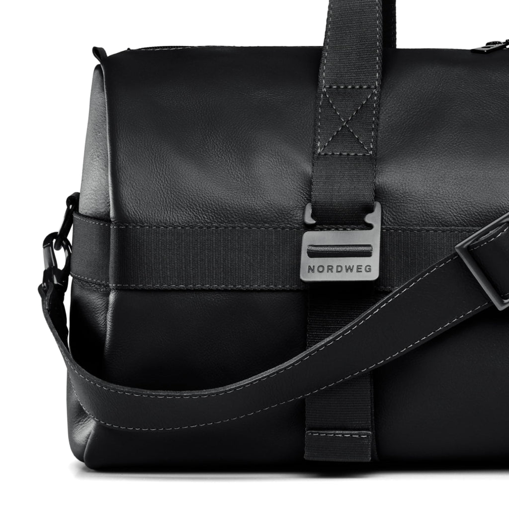 38L Leather Weekender Duffel Bag with Waterproof Pouch