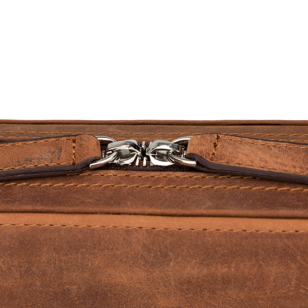 Full-Grain Leather Cable Organizer Case for Tech Accessories